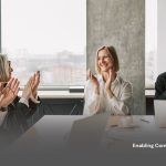 3 Ways AI Chatbots Improve Internal Knowledge for Better CX